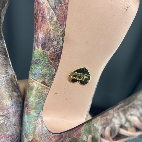 Betsey Johnson Floral Platform Heels - Picture 10 of 12